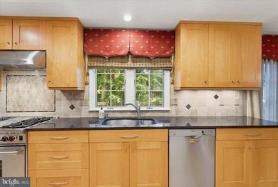 2.25% VA ASSUMABLE LOAN w/ Pennymac. Monthly Payment: $4,125.33 - photo 22