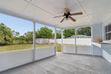 Welcome to this Sugarwood Grove home featuring 3-bedrooms - photo 29