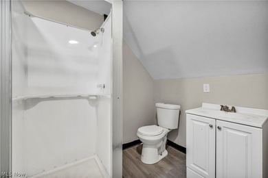 Welcome to this beautifully updated 3-bedroom, 2-bathroom home - photo 30