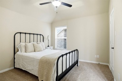 Located in the highly sought-after Abbey Moor section of The - photo 31