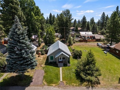 Charming and inviting, this 3-bedroom, 1-bath home offers a - photo 41