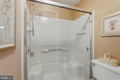 2.25% VA ASSUMABLE LOAN w/ Pennymac. Monthly Payment: $4,125.33 - photo 44