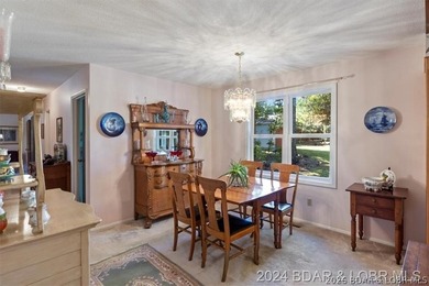 Four connected lots, nearly 2,900 square feet, three full baths - photo 10