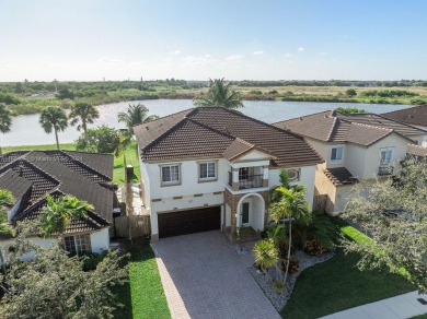 (private lake, pond, creek) Home For Sale in Cutler Bay Florida