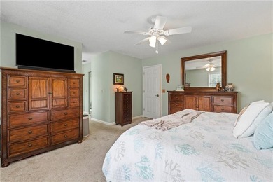 ONE OF A KIND WITH LAKE ACCESS AND A FULL SEPERATE APARTMENT - photo 11
