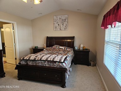 Well maintained home located in Lake Tansi is ready and waiting - photo 11