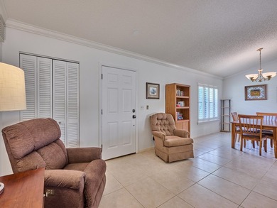 Updated 1,304sf, Single Family Home, 2 Beds, 2 Full Baths, 2 Car - photo 13