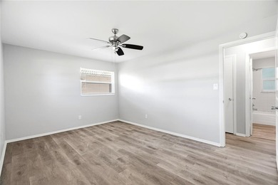 Welcome to this beautifully updated two bedroom, one bath home - photo 15