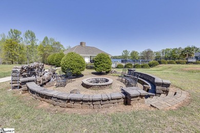 The highly sought-after Stillwaters of Lake Robinson offers more - photo 7