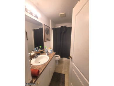 comfortable smallish home with an area for a desk near the hall - photo 18