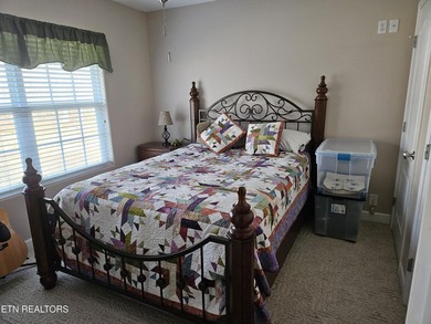 Well maintained home located in Lake Tansi is ready and waiting - photo 18