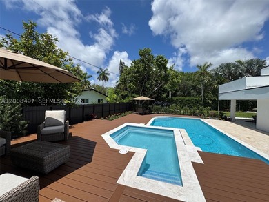Exquisite modern estate located in the prestigious Village of - photo 20