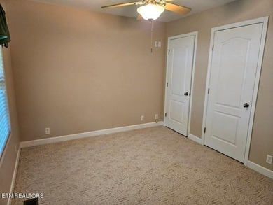 Well maintained home located in Lake Tansi is ready and waiting - photo 21