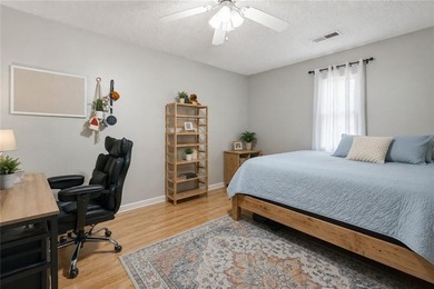 ONE OF A KIND WITH LAKE ACCESS AND A FULL SEPERATE APARTMENT - photo 22