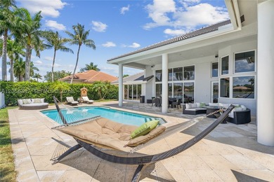 Stunning single-story estate in the exclusive Weston Hills - photo 22