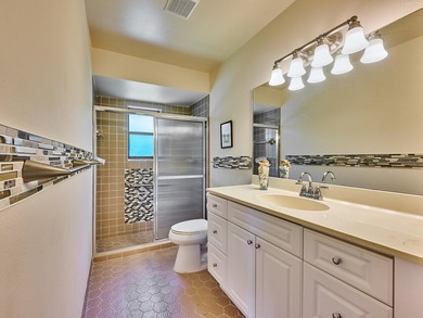 Updated 1,304sf, Single Family Home, 2 Beds, 2 Full Baths, 2 Car - photo 22