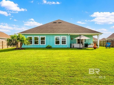 Every room in this bright coastal bungalow has been thoughtfully - photo 23