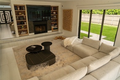 Exquisite modern estate located in the prestigious Village of - photo 27