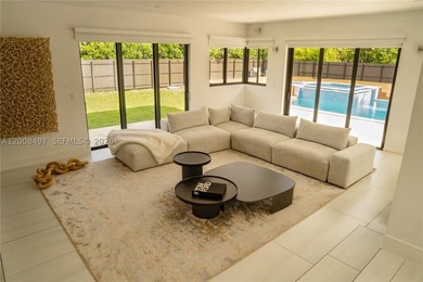 Exquisite modern estate located in the prestigious Village of - photo 28