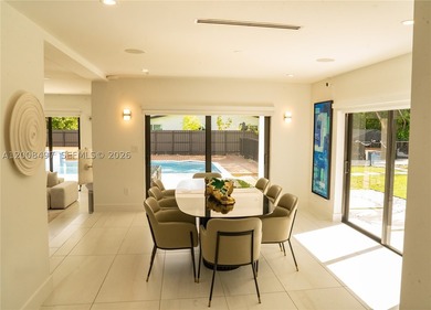 Exquisite modern estate located in the prestigious Village of - photo 30