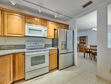 Updated 1,304sf, Single Family Home, 2 Beds, 2 Full Baths, 2 Car - photo 34
