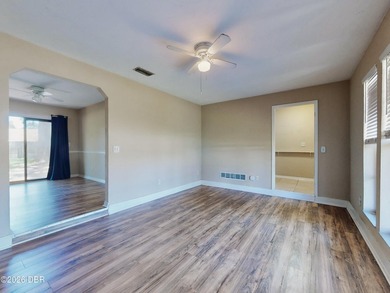 Great location in Port Orange near shopping and schools. Perfect - photo 35