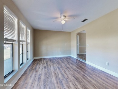 Great location in Port Orange near shopping and schools. Perfect - photo 36