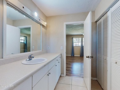 Great location in Port Orange near shopping and schools. Perfect - photo 45