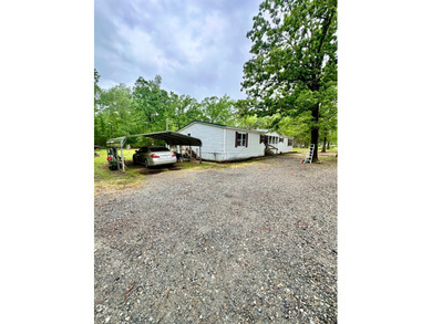This spacious 4bedroom, 2bath manufactured home sits on 0.66 - photo 3