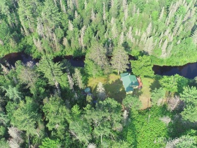 Lake Home Sale Pending in Ishpeming, Michigan