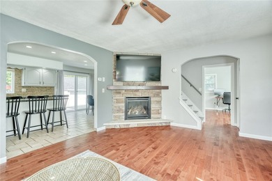 IMPRESSIVE COLONIAL tucked along the WEBSTER Village outskirts - photo 4