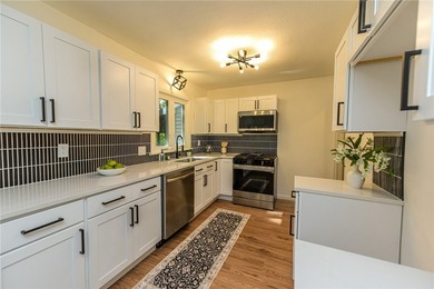 Back on market. Deal died, no fault of the seller. If you missed - photo 9
