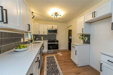 Back on market. Deal died, no fault of the seller. If you missed - photo 10