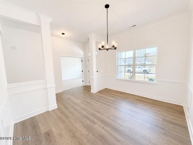 Welcome to Wood Creek Landing in Leland! Discover style, comfort - photo 5