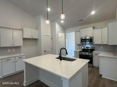 Welcome to Wood Creek Landing in Leland! Discover style, comfort - photo 6