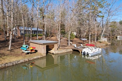 Lake Home For Sale in Mountain Rest, South Carolina