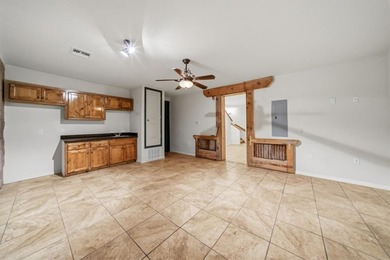 This unique custom home in Willow Valley Estates features a - photo 25