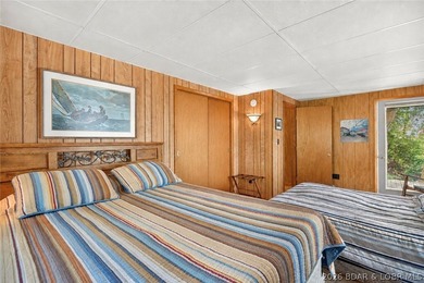 There's something familiar about this lake house. Maybe it's the - photo 28