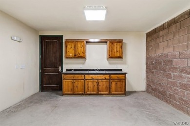 This unique custom home in Willow Valley Estates features a - photo 31