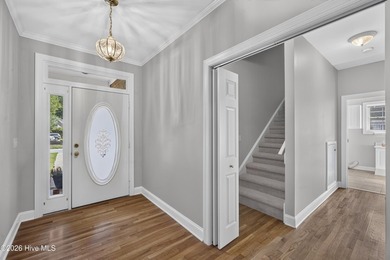 Welcome to this impeccibly and lovingly maintained one owner - photo 4