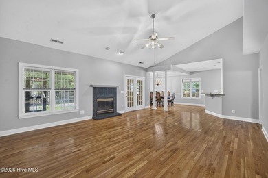 Welcome to this impeccibly and lovingly maintained one owner - photo 6