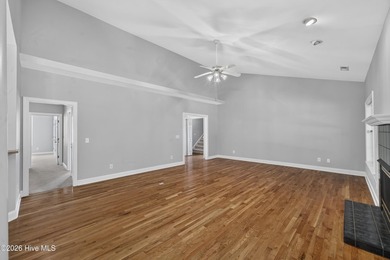 Welcome to this impeccibly and lovingly maintained one owner - photo 8