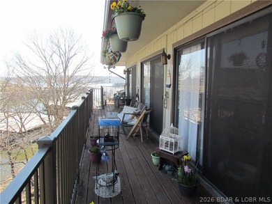 Top-floor waterfront condo featuring 3 bedrooms, 2 bathrooms