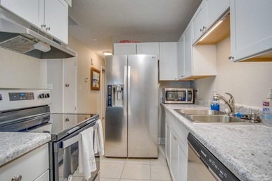 Remodeled Brick Residential attached home in Northwinds! Just - photo 7
