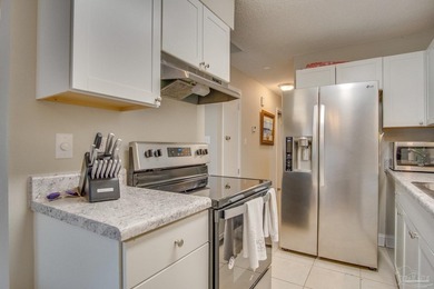 Remodeled Brick Residential attached home in Northwinds! Just - photo 8