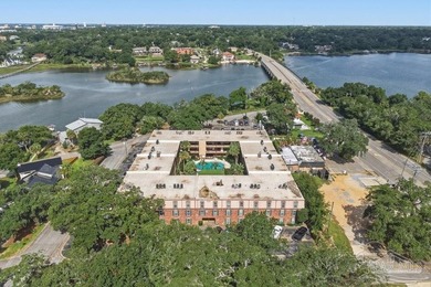 Enjoy comfortable and convenient living in this charming - photo 1