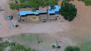 First Time this Legendary Ranch has been offered up for Sale in - photo 4