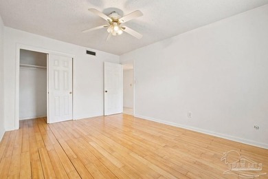 Enjoy comfortable and convenient living in this charming - photo 6