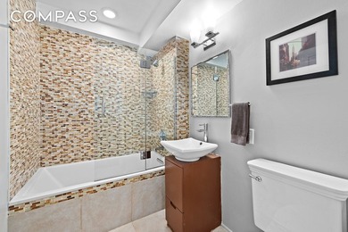 *Welcome to this beautiful sun filled two bedroom, two bathroom - photo 7