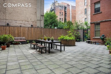 *Welcome to this beautiful sun filled two bedroom, two bathroom - photo 10